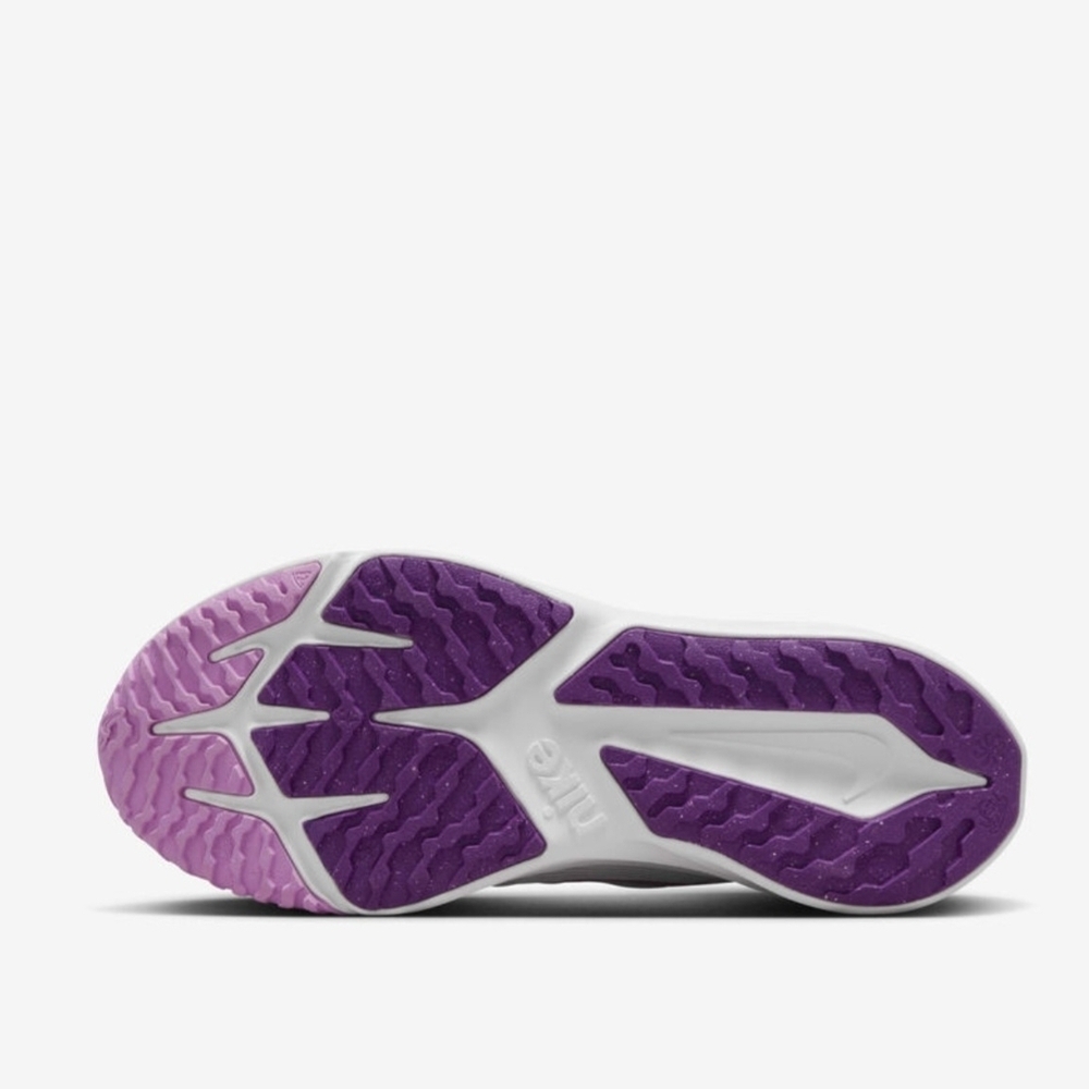 NWT Nike Star Runner 4 Girls Running Shoes | Size 7 | White & Purple Lightweight - Picture 6 of 6